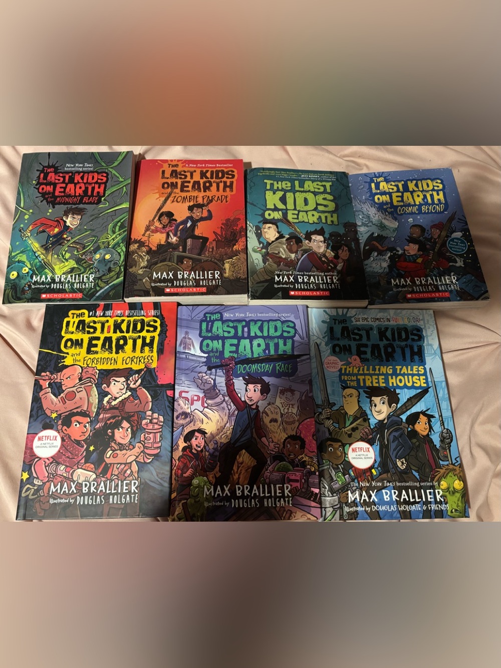 Rallier The Last Kids on Earth Book Set - Colorful Covers